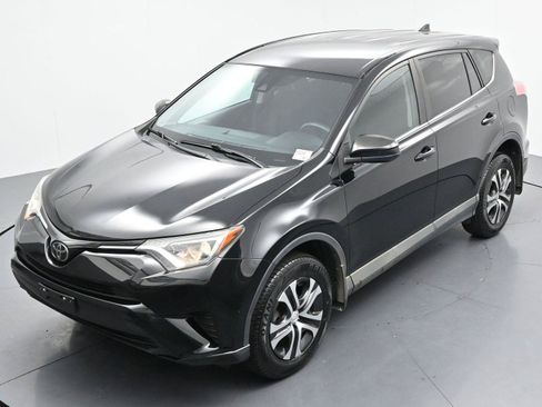 Used 2018 Toyota RAV4 LE w/ All Weather Liner Package AWD/4WD image 34