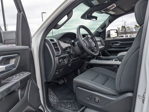 New 2026 RAM 1500 Big Horn AWD/4WD image 37