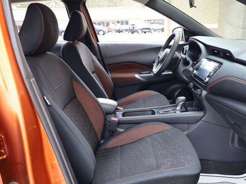 Used 2023 Nissan Kicks SR FWD image 26
