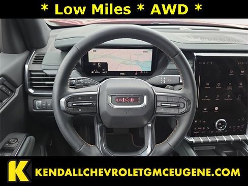 Used 2025 GMC Acadia AT4 image 12