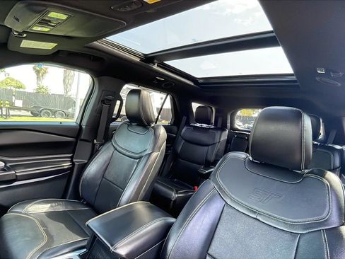 Used 2020 Ford Explorer ST w/ ST Street Pack AWD/4WD image 30