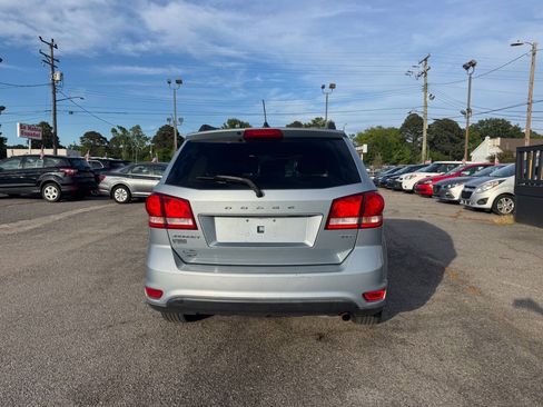 Used 2013 Dodge Journey SXT FWD image 8