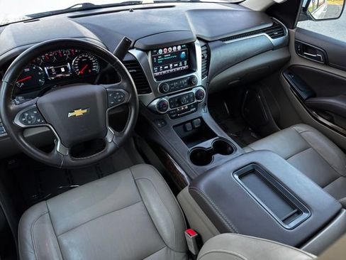 Used 2019 Chevrolet Suburban LT AWD/4WD image 14