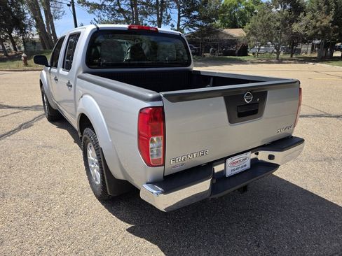Used 2018 Nissan Frontier SV AWD/4WD image 4