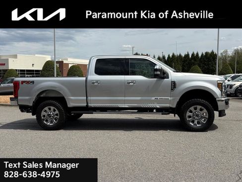 Used 2019 Ford F350 Lariat w/ Chrome Package AWD/4WD image 6