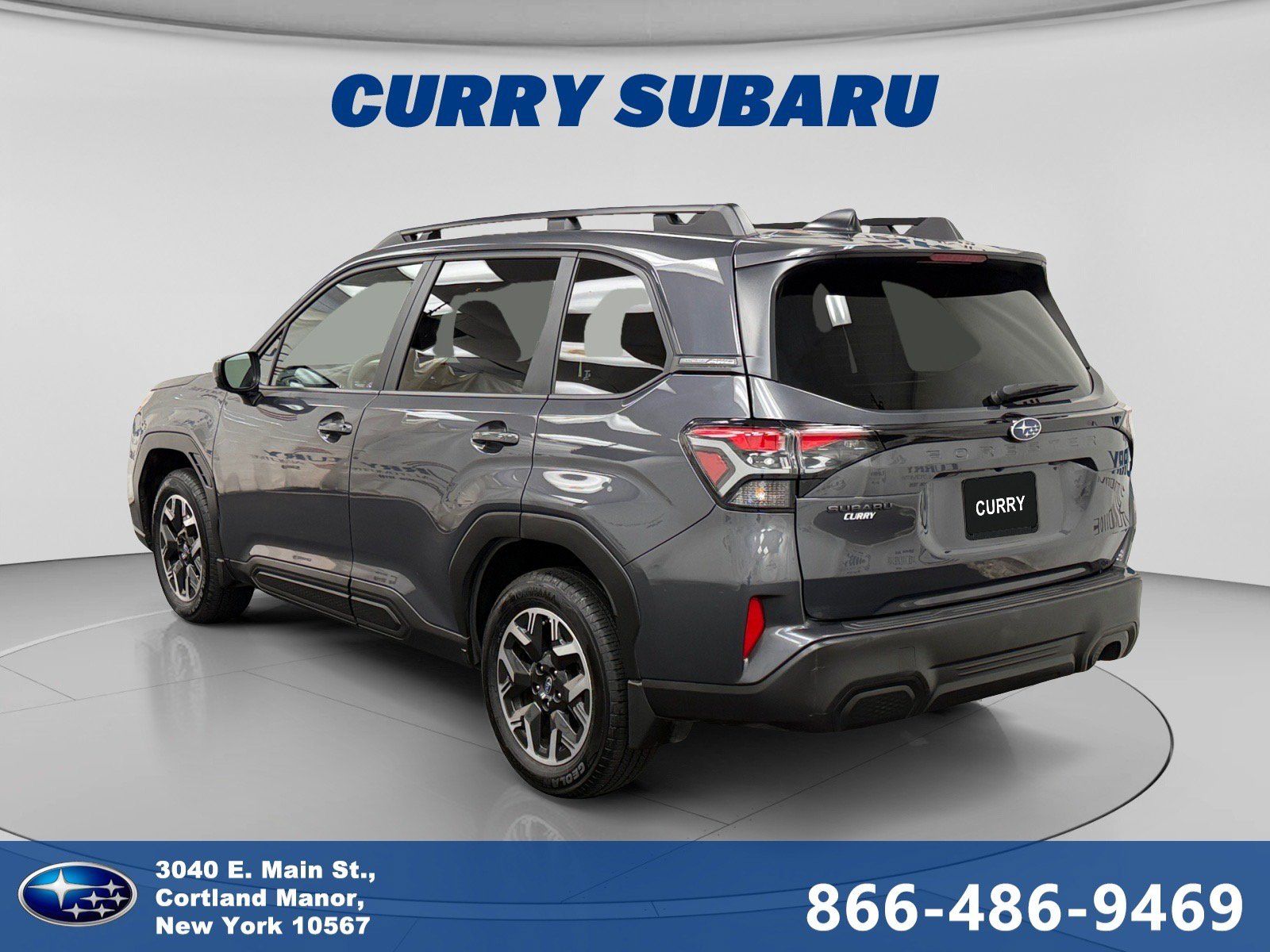 Used 2025 Subaru Forester Premium AWD/4WD image 3