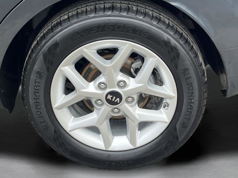 Used 2020 Kia Soul S image 11