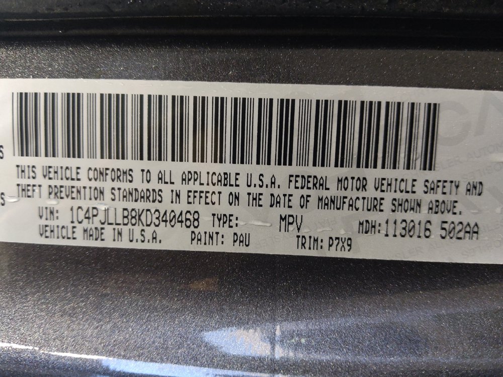 Used 2019 Jeep Cherokee Latitude Plus FWD image 33