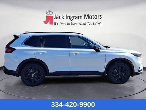 Used 2024 Honda CR-V Sport Touring image 6