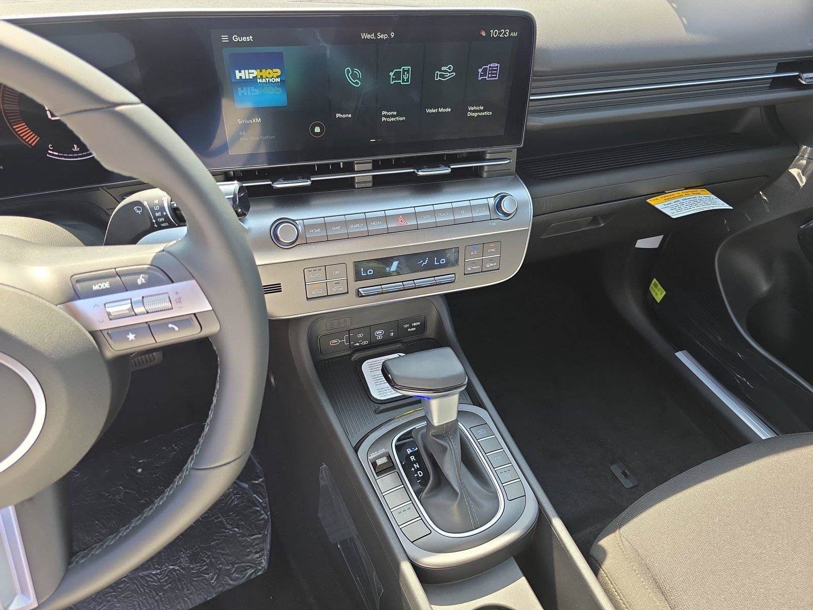 New 2027 Hyundai Kona SEL Sport AWD/4WD image 19