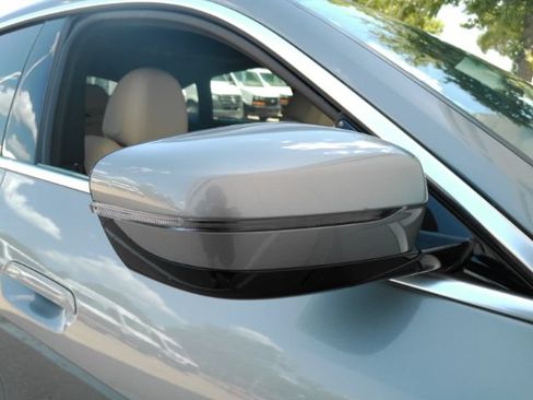 Used 2023 BMW i4 eDrive40 w/ Premium Package RWD image 25