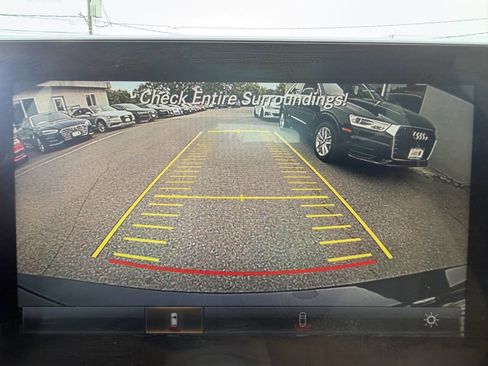 Used 2016 Mercedes-Benz C 300 4MATIC Sedan image 17