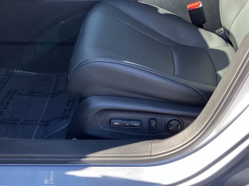 Certified 2025 Honda Accord EX-L image 17