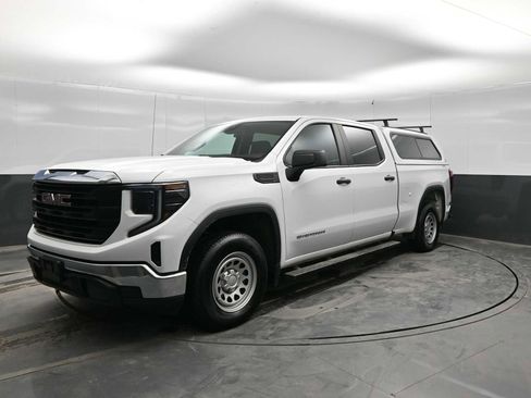 Used 2023 GMC Sierra 1500 Pro w/ Pro Value Package image 4