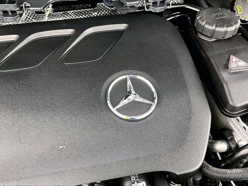 Used 2025 Mercedes-Benz GLA 250 image 33