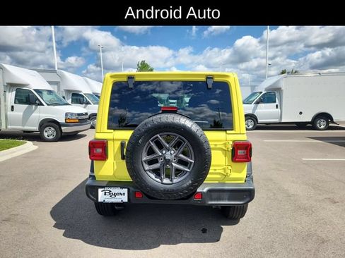 Used 2024 Jeep Wrangler Unlimited Sport AWD/4WD image 8