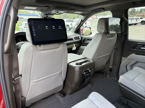New 2026 GMC Yukon XL Elevation w/ Elevation Premium Package AWD/4WD image 28