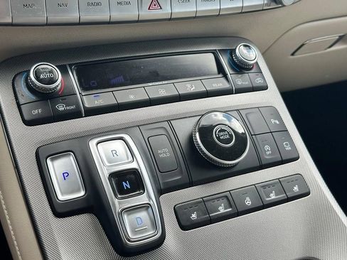 Used 2020 Hyundai Palisade Limited FWD image 21