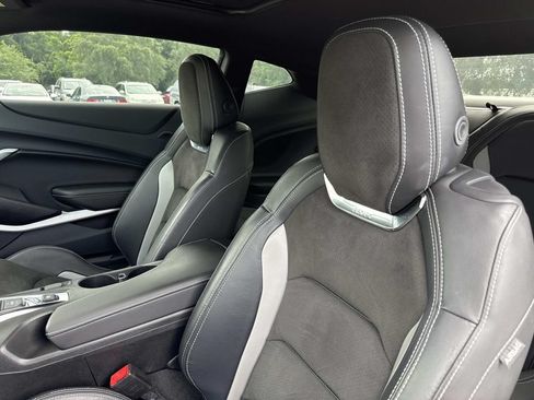 Used 2022 Chevrolet Camaro LT w/ RS Package RWD image 15