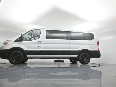 Certified 2019 Ford Transit 350 XLT RWD image 8