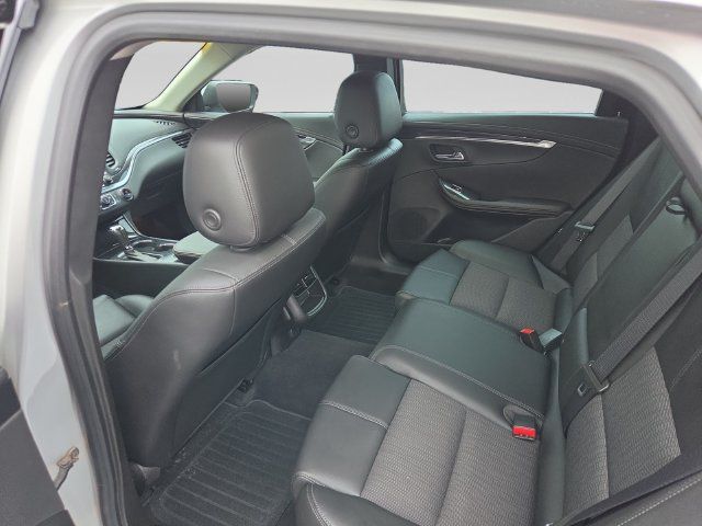 Used 2019 Chevrolet Impala LT FWD image 9