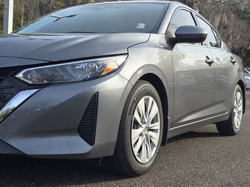 Used 2024 Nissan Sentra S image 6