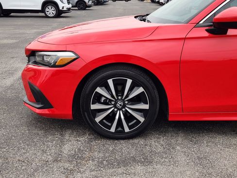 Used 2024 Honda Civic EX image 9