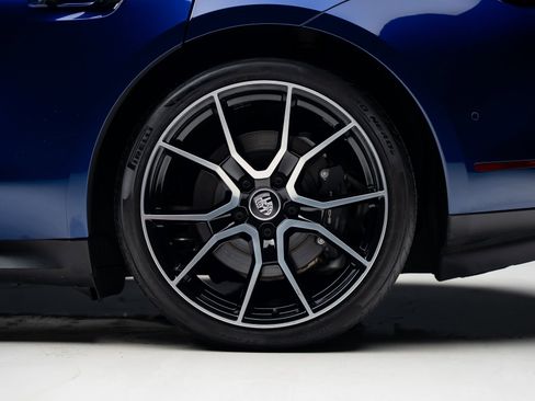 Used 2023 Porsche Taycan w/ Premium Package image 20