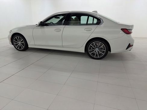 Used 2019 BMW 330i xDrive Sedan w/ Convenience Package AWD/4WD image 2
