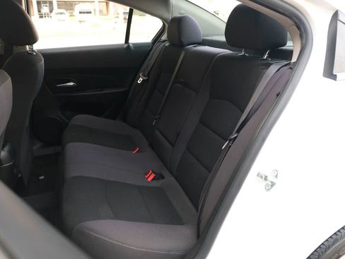 Used 2015 Chevrolet Cruze LT w/ Enhanced Safety Package FWD image 26