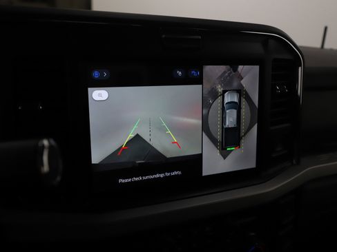 Used 2025 Ford F250 XLT w/ Black Appearance Package image 21