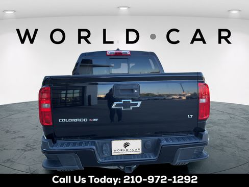 Used 2017 Chevrolet Colorado LT w/ Midnight Edition RWD image 14