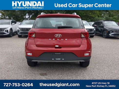 New 2026 Hyundai Venue SEL image 6