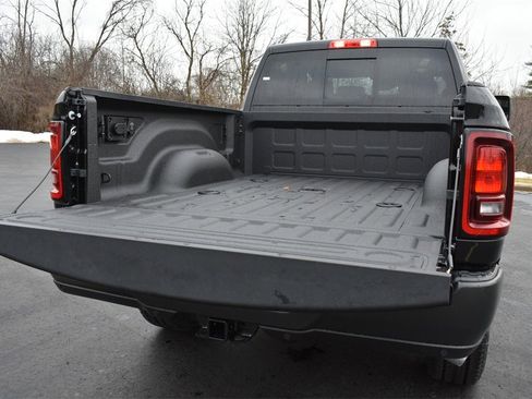 New 2026 RAM 3500 Tradesman image 31