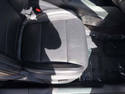 Used 2025 Ford Mustang Premium image 29