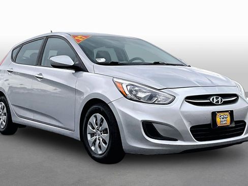 Used 2017 Hyundai Accent SE FWD image 9