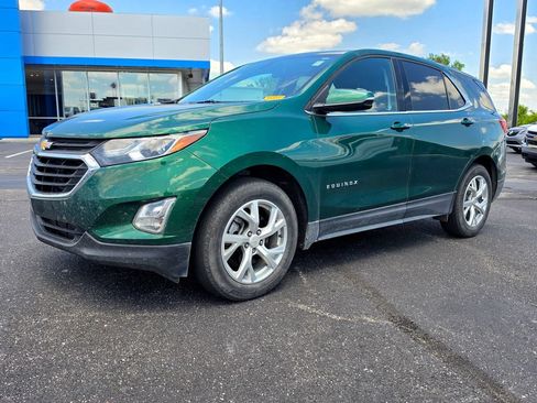 Used 2018 Chevrolet Equinox LT AWD/4WD image 2