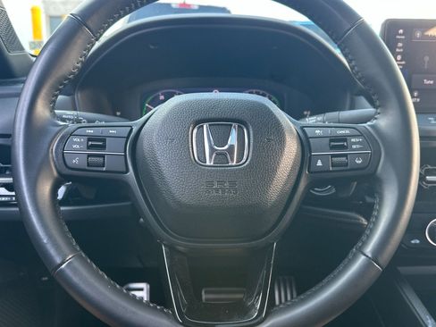 Used 2025 Honda Accord Sport image 22