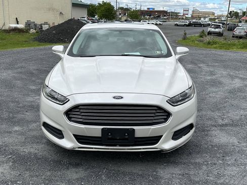 Used 2013 Ford Fusion SE FWD image 3