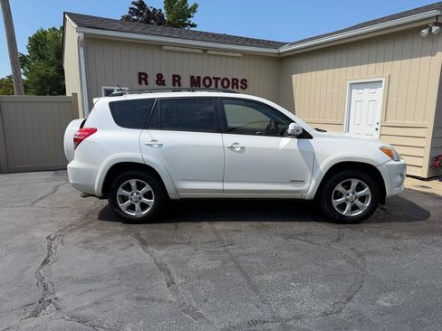 Used 2011 Toyota RAV4 Limited w/ Limited Extra Value Pkg AWD/4WD image 2