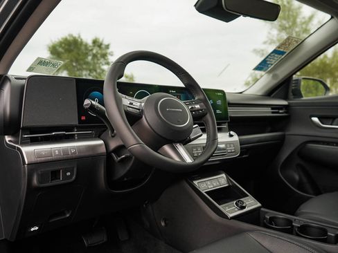 New 2026 Hyundai Kona SEL Premium image 18