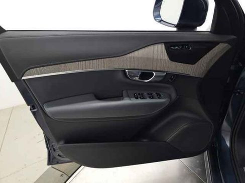Used 2024 Volvo XC90 T8 Ultimate w/ Protection Package Premier image 15