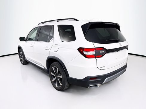Used 2023 Honda Pilot Elite image 32