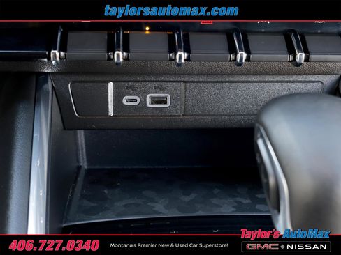 Used 2024 GMC Canyon AT4 w/ Technology Package image 25