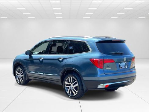 Used 2018 Honda Pilot Touring image 4