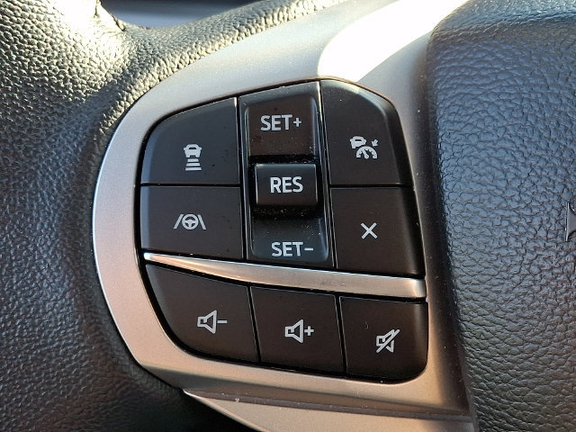 Used 2023 Ford Explorer XLT w/ Equipment Group 202A AWD/4WD image 23