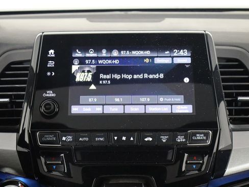Used 2023 Honda Odyssey Touring image 28