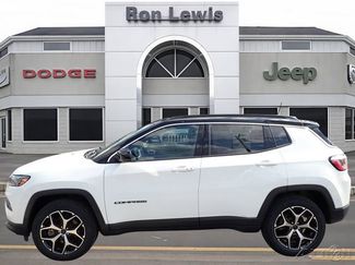 Used 2025 Jeep Compass Limited AWD/4WD video 1