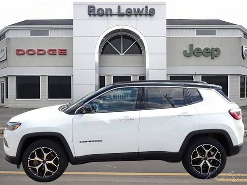 Used 2025 Jeep Compass Limited AWD/4WD image 1