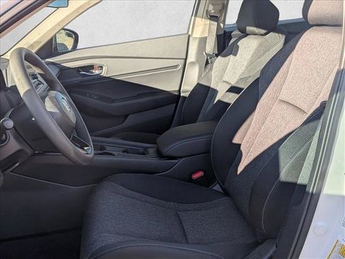 Used 2025 Honda Accord SE image 4
